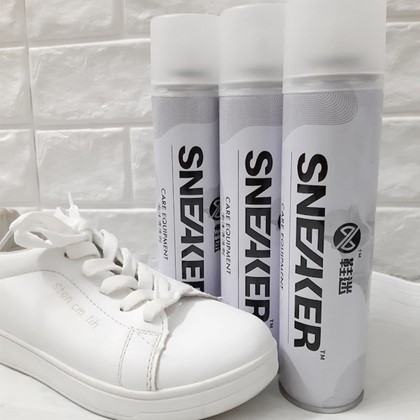 Sneaker cleaner